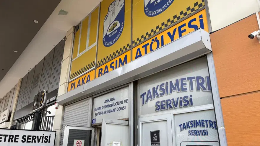 "SAAT 09.00'DAN BERİ PLAKAYI DEĞİŞTİRMEYE ÇALIŞIYORUM" 2