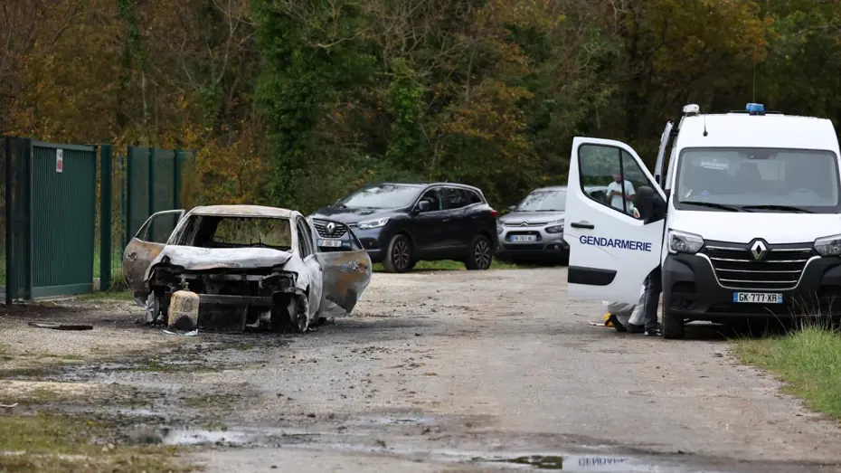 Fransa'da sürücü dehşeti: Yayaların arasına daldı