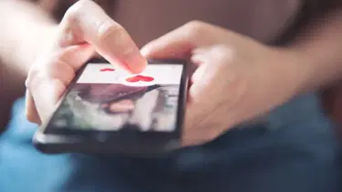 Arkadaşlık uygulaması tuzağına dikkat. İnternetten tanıştığı kadının davetiyle kafeye gitti gasbedildi