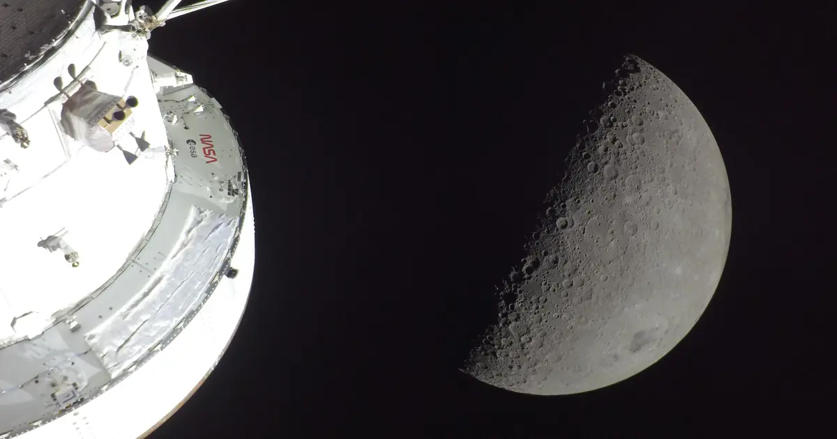 Yolcularının gözünden Ay fotoğrafları. Ay'ın karanlık yüzüne yakından bakın