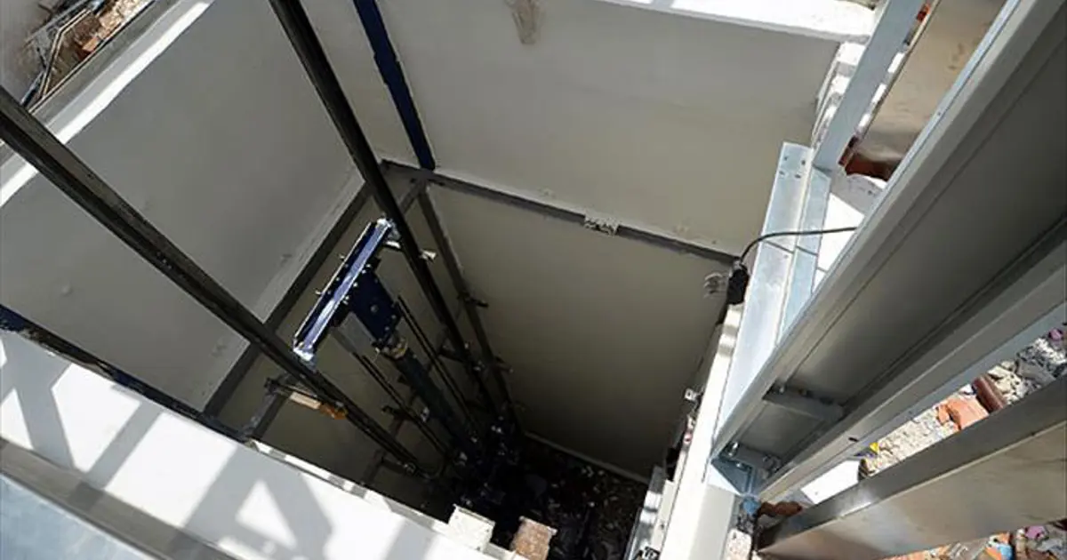 İstanbul'da asansör faciası. Bir kişi yaşamını yitirdi