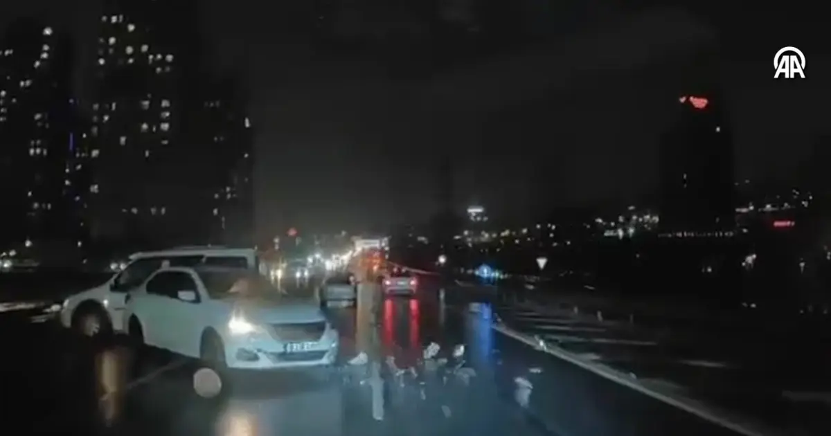 Korkunç kaza araç kamerasına yansıdı