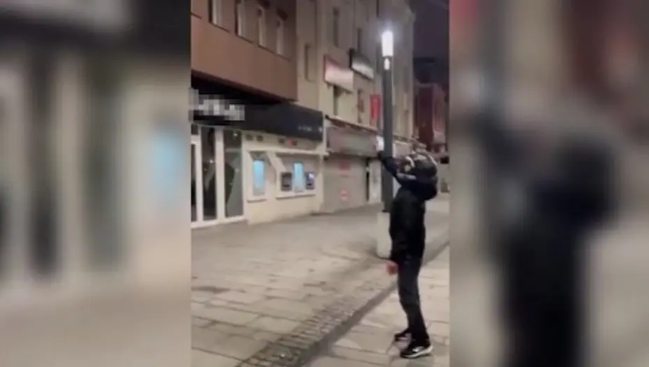 Yaşları küçük suçları büyük. Okuldan uzaklaşan, suça yaklaşıyor