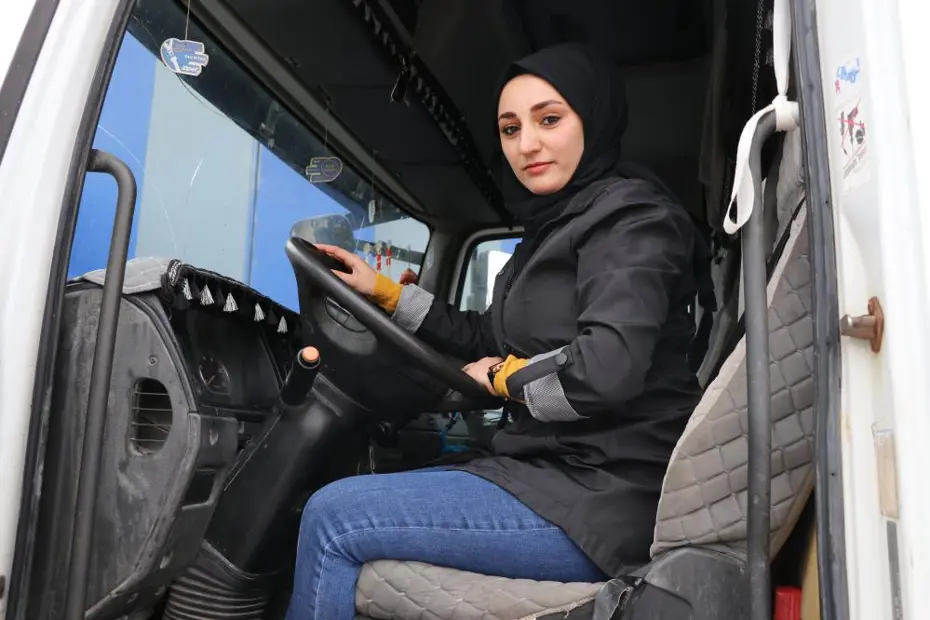 Sivas'ın tek kadın TIR şoförü haber olduğu gün aracı devirdi