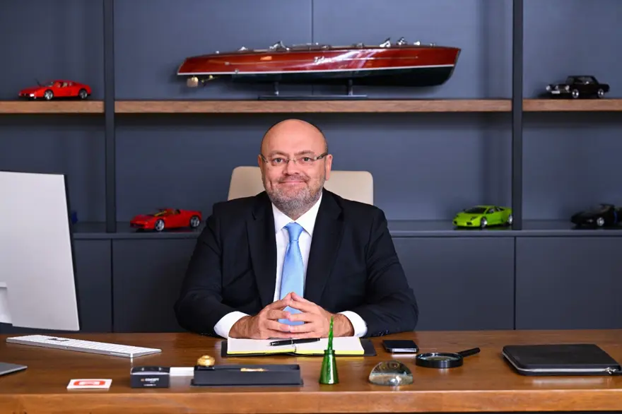 "UYGUN FİNANSMAN, KREDİ LİMİTLERİNDE ESNEKLİK" 4 "UYGUN FİNANSMAN, KREDİ LİMİTLERİNDE ESNEKLİK" 4