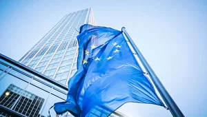 Avrupa Merkez Bankası, enflasyondaki sıçramayı önlemek için faiz oranlarını yükseltti Avrupa Merkez Bankası, enflasyondaki sıçramayı önlemek için faiz oranlarını yükseltti