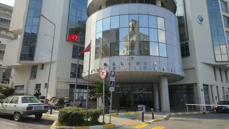 Balçova Belediye Başkanı Onur Yiğit görevden uzaklaştırıldı