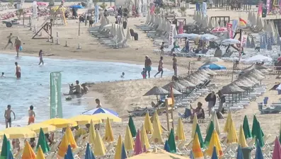 İstanbul'da kalanlar Şile'de otel ve kamp alanlarına akın etti