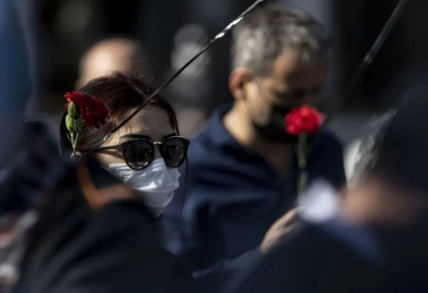 Ankara Garı saldırısında hayatını kaybedenler anıldı 12 Ankara Garı saldırısında hayatını kaybedenler anıldı 12