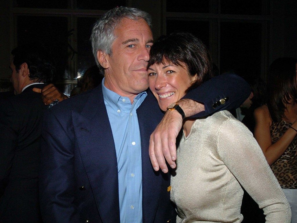 Ghislaine Maxwell, ABD'deki seks ticareti davasında suçlu bulundu