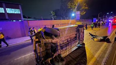 Kaldırıma çarpıp metrelerce sürüklendi: Bir ölü