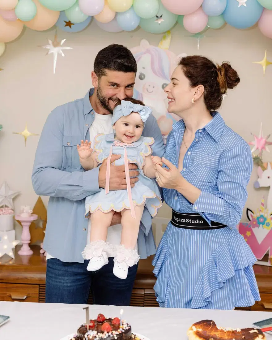 MİRE MİLENA 1 YAŞINDA 1 MİRE MİLENA 1 YAŞINDA 1