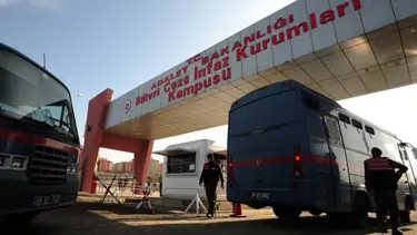 Jandarma cezaevlerinden çekiliyor