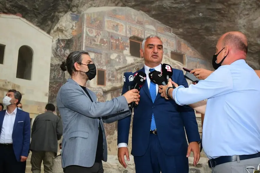 Sümela Manastırı 5 yıl sonra ziyarete açıldı 5 Sümela Manastırı 5 yıl sonra ziyarete açıldı 5
