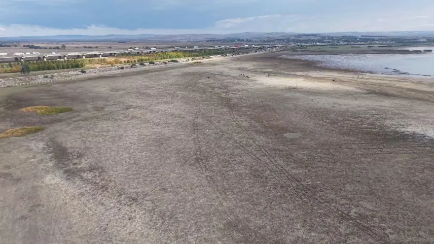 Son yağmurlar da etki etmedi: Barajlar alarm veriyor 1 Son yağmurlar da etki etmedi: Barajlar alarm veriyor 1