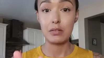 35 yaşındaki akciğer kanseri hastası kadın, görmezden geldiği 5 belirtiyi paylaştı: Bu hata yüzünden 6 ay ömrü kaldı