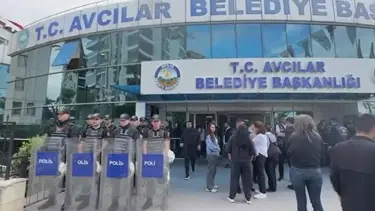 Avcılar Belediyesi'ne operasyon. 12 şüpheli tutuklandı