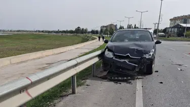 Beyşehir'de otomobiller çarpıştı: 2 yaralı