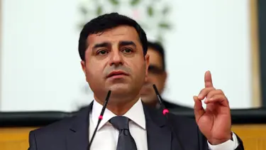 Selahattin Demirtaş: Darbe içinde darbeyle karşı karşıyayız