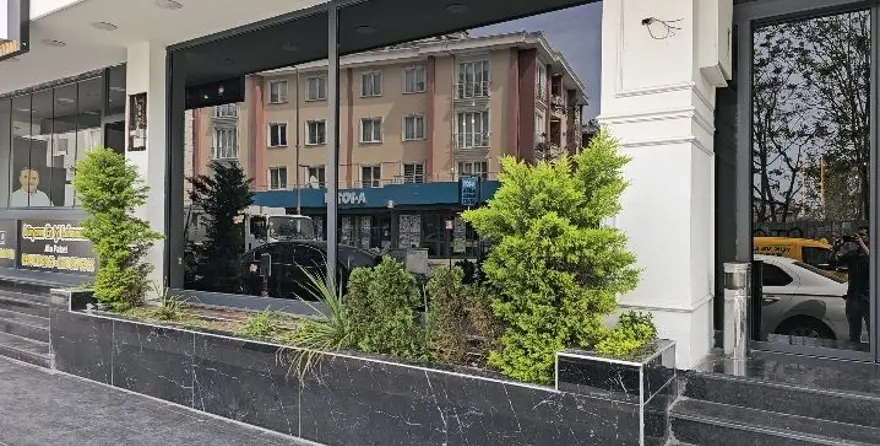 Esenyurt’ta bu defa otel kurşunlandı (İki saldırı arasında ilişki var mı?) 