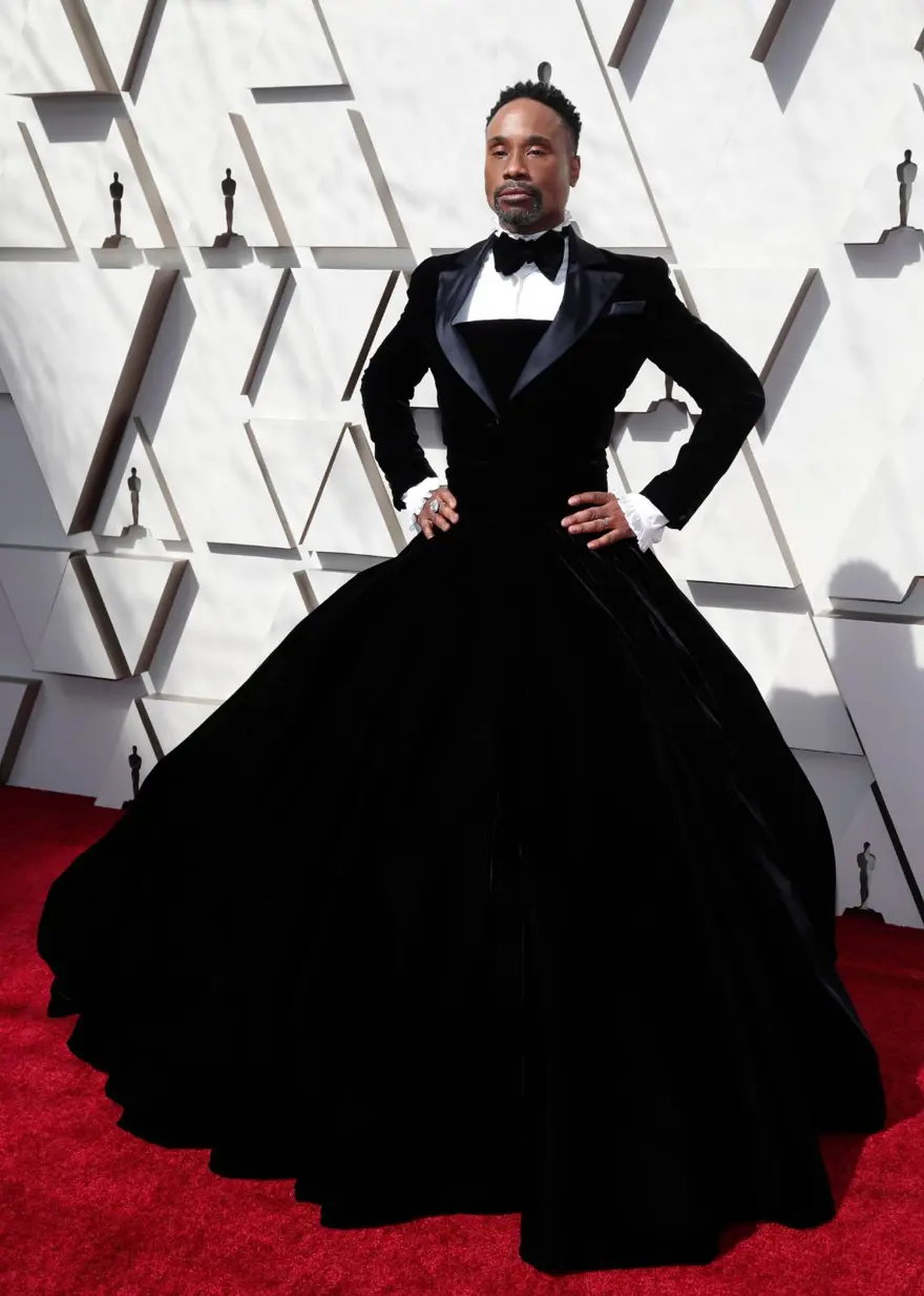 91. Oscar Ödülleri (Oscar 2019) kırmızı halısında elbise-smokin (Billy Porter'ın Cindrella smokini) 