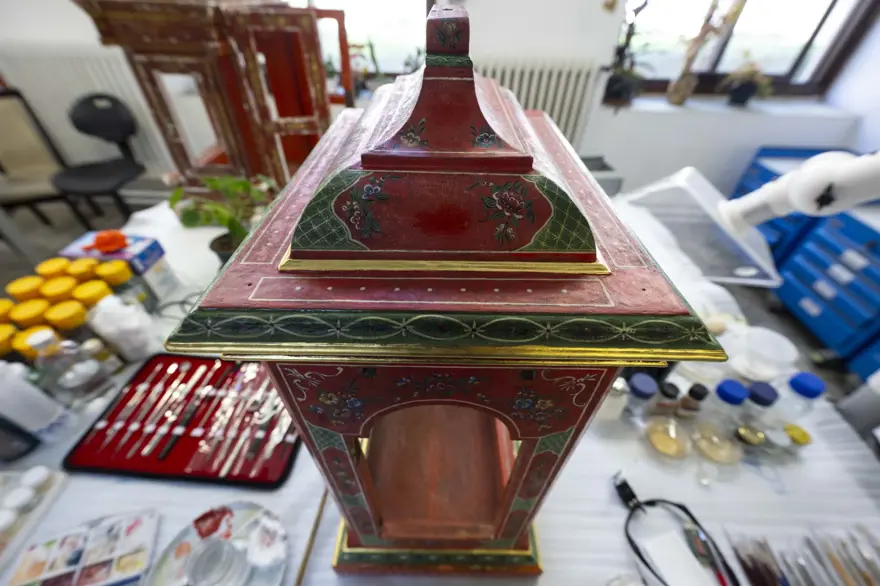 Topkapı Sarayı'nın 300 yıllık iki büyük saati restore ediliyor 12