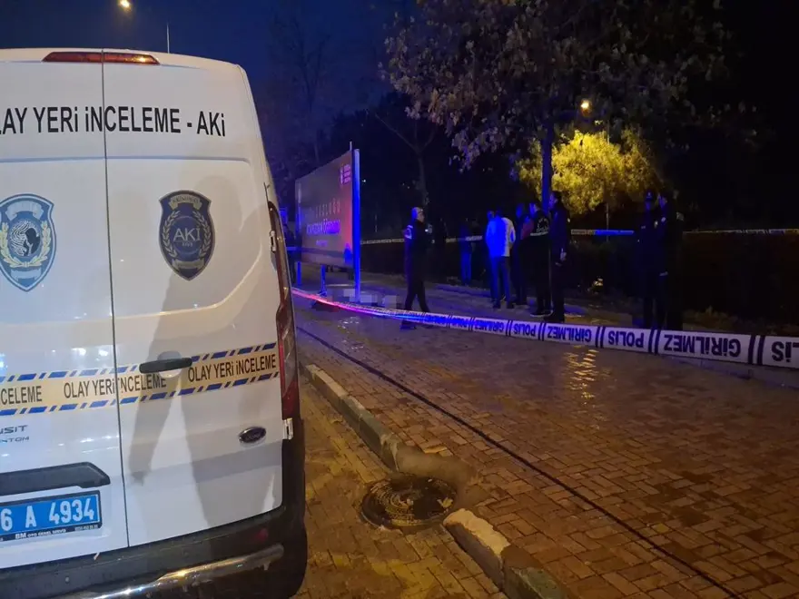 AŞÇI YARDIMCISI OLARAK ÇALIŞIYORMUŞ 2