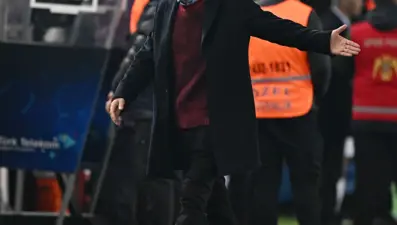 Şenol Güneş: Kral evde de sokakta da kraldır