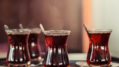 Çay içince vücudunuza ne olur? Meğer böyle bir zararı varmış