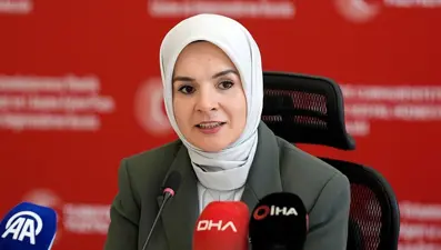 Bakan Göktaş'ın bulunduğu araç kaza yaptı