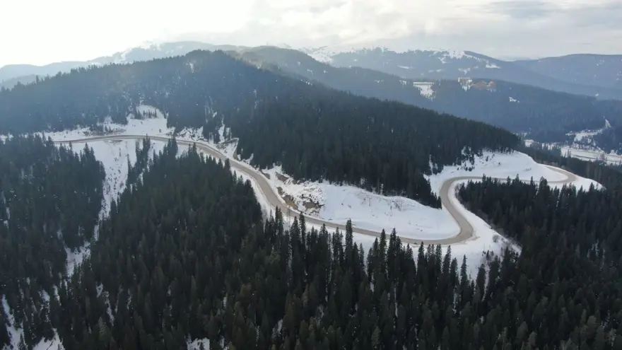 "Anadolu'nun yüce dağı" havadan görüntülendi 8