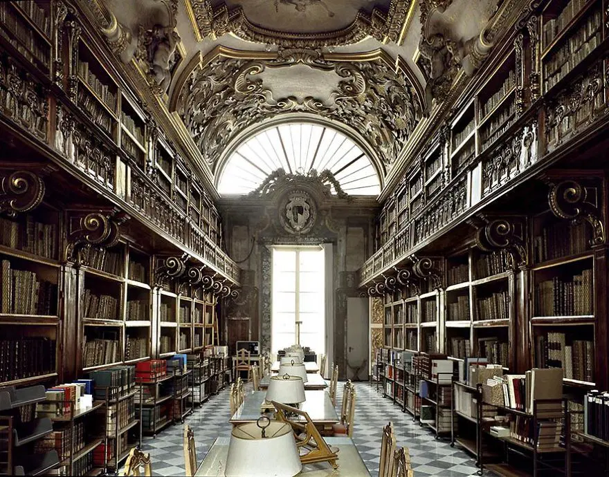 Riccardian Kütüphanesi, Firenze, İtalya 7