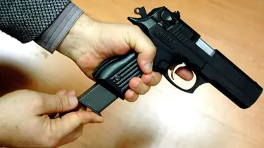 Kanser hastası muhtar hastane otoparkında intihar etti