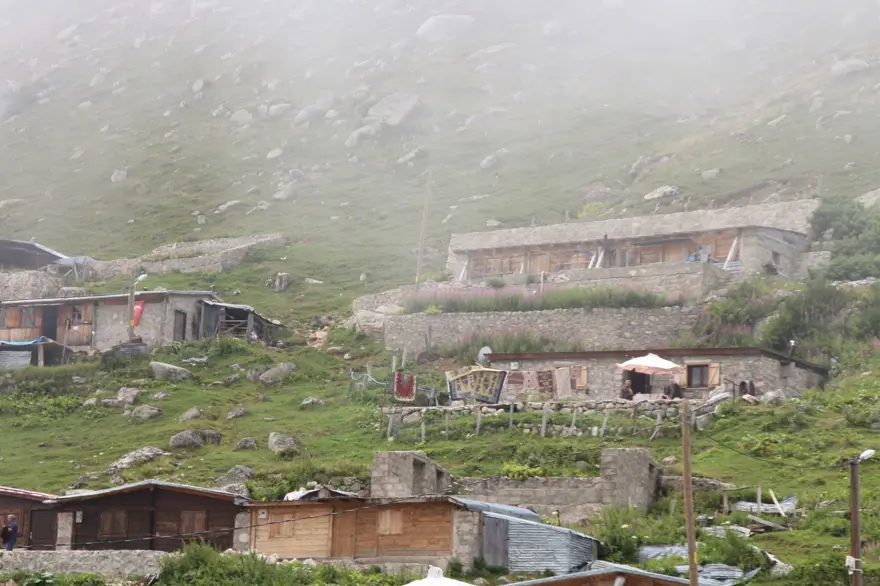 Pandemiden kaçanlar Kavrun Yaylası'na akın ediyor 16