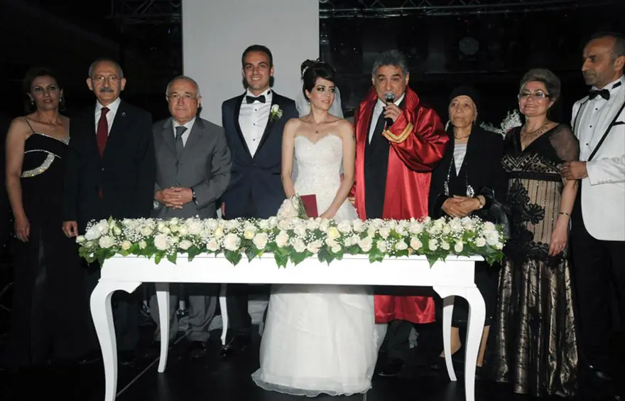 İktidar ile muhalefet aynı düğünde 6