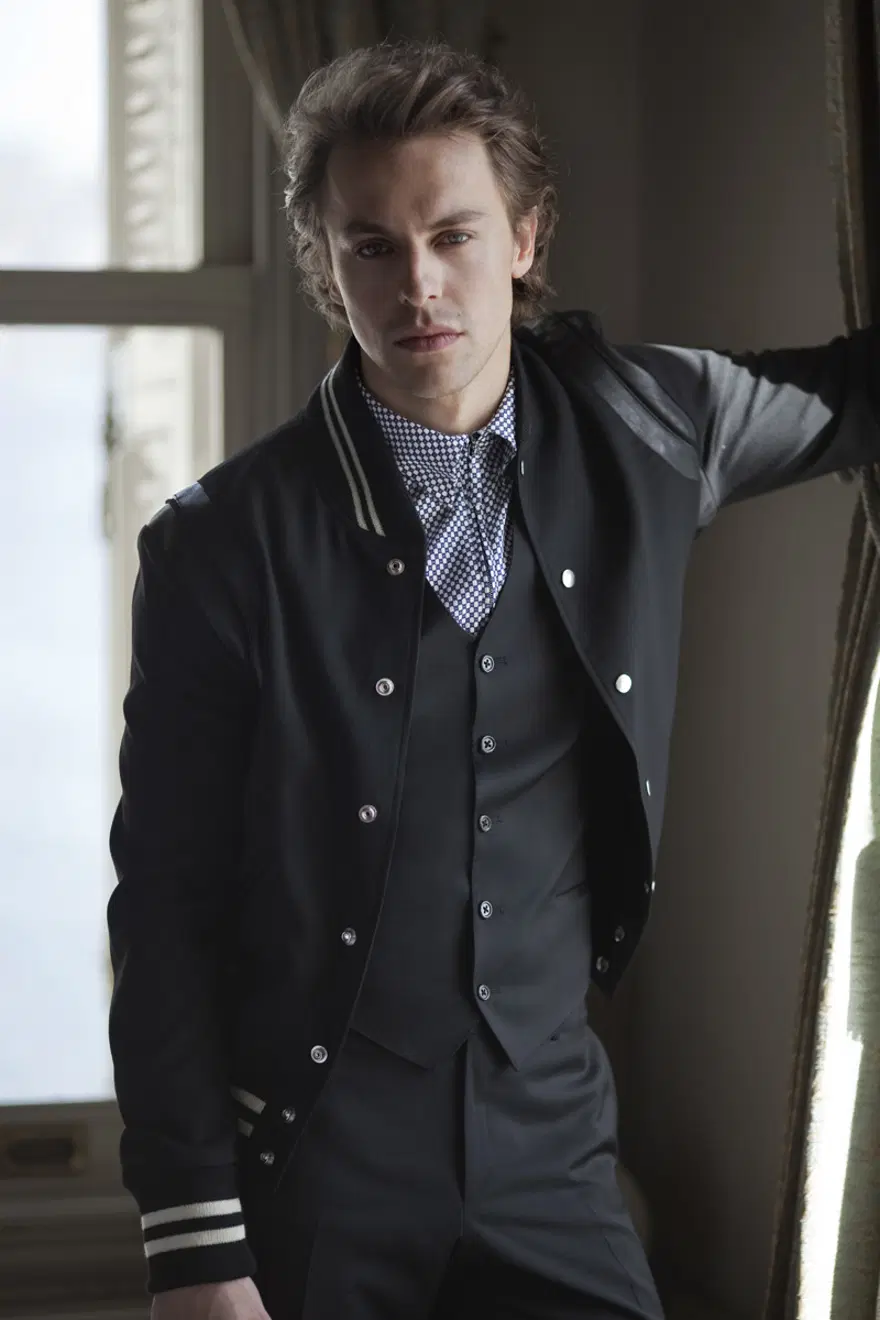METİN AKDÜLGER 101