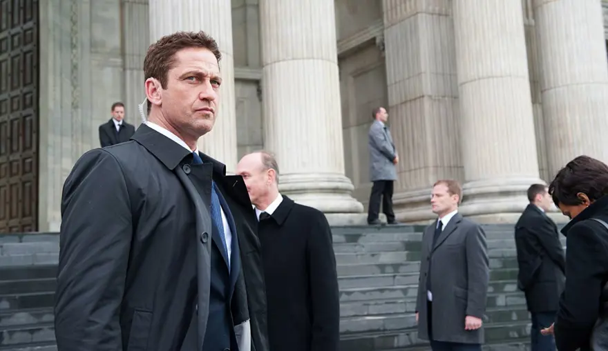 Avukatlıktan Hollywood yıldızlığına: Gerard Butler 25