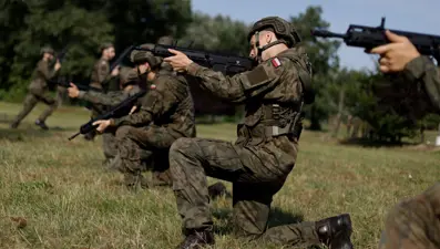 Polonya'da "NATO'yla uyumlu" mühimmat fabrikası kuruluyor