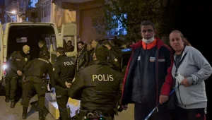 İzmir'de bir kişi eşini öldürdükten sonra intihar etti: Öldürülen kadının son sözleri "Kurtarın bizi" oldu İzmir'de bir kişi eşini öldürdükten sonra intihar etti: Öldürülen kadının son sözleri "Kurtarın bizi" oldu