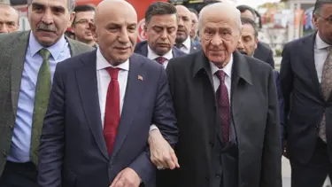 Bahçeli'den Turgut Altınok'a destek
