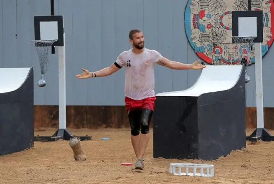 Survivor All Star öncesi sakatlık: Eski şampiyon Adem Kılıççı ameliyat oldu 15 Survivor All Star öncesi sakatlık: Eski şampiyon Adem Kılıççı ameliyat oldu 15