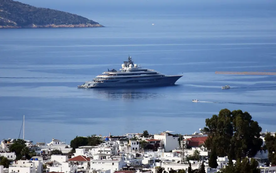 Mega yat 'Flying Fox' Bodrum'da 