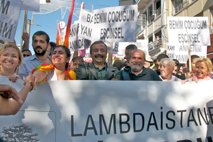 Onur Yürüyüşü 2
