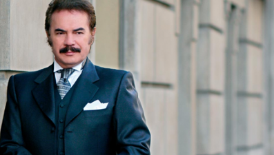 Orhan Gencebay hastaneye kaldırıldı