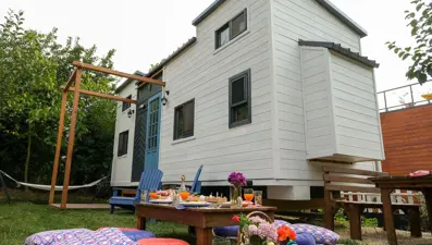 Tiny House'lar kendi enerjisini üretiyor, kirli suyu arıtıyor