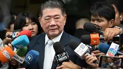 Kraliyetle başbakan arasında kriz: Tayland'da neler oluyor?