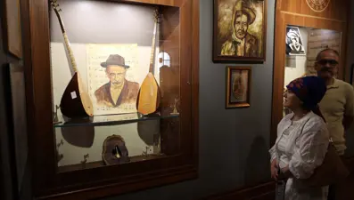 Cumhuriyetin 100. yılı ve Aşık Veysel yılı anısına resim sergisi açıldı