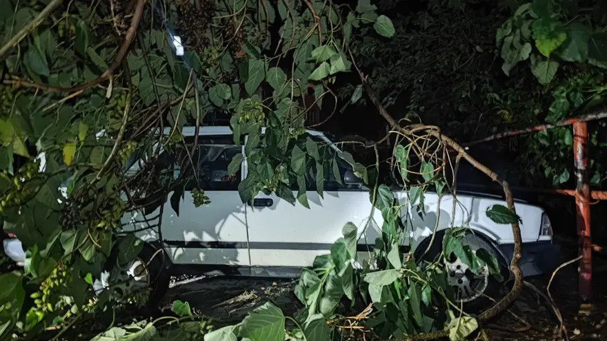 Çorum'u kuvvetli yağış vurdu: İlçede temizlik çalışmaları başlatıldı 2