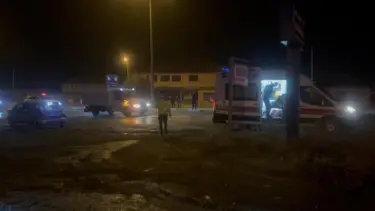 Erzincan'da yolcu otobüsü ile otomobil çarpıştı: 1 yaralı