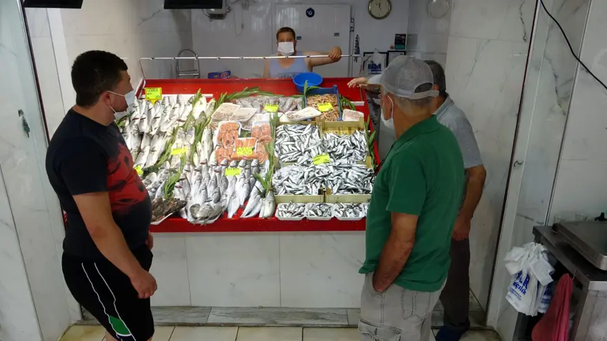 Saros'ta kalamar avı bollaştı, fiyatı 60 liraya düştü 6